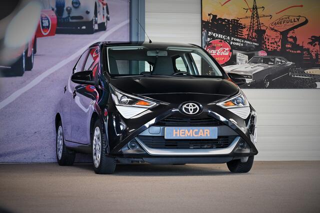 Toyota AYGO 1.0 VVT-i x-play limited