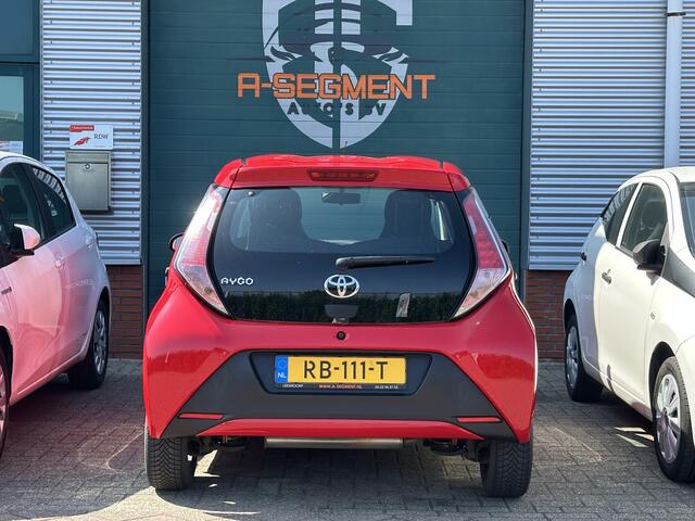 Toyota AYGO 1.0 VVT-i x-fun / Airco / NAP / onderhoudshistorie