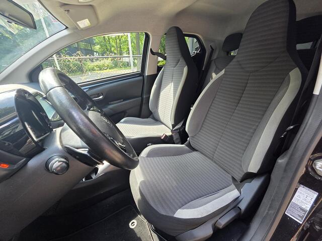 Toyota AYGO 1.0 VVT-i x-first **5DRS-AUT-AIRCO**