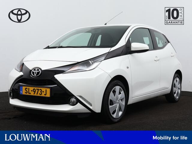 Toyota AYGO 1.0 VVT-i x-nav | Airco | Parkeercamera | Dealeronderhouden |