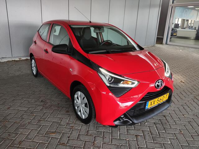 Toyota AYGO 1.0 VVT-i x-fun ,37.000 km