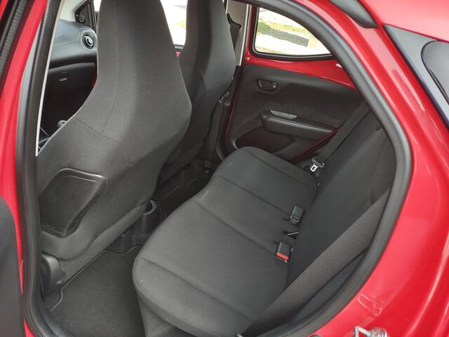 Toyota AYGO 1.0 VVT-i x-fun ,37.000 km