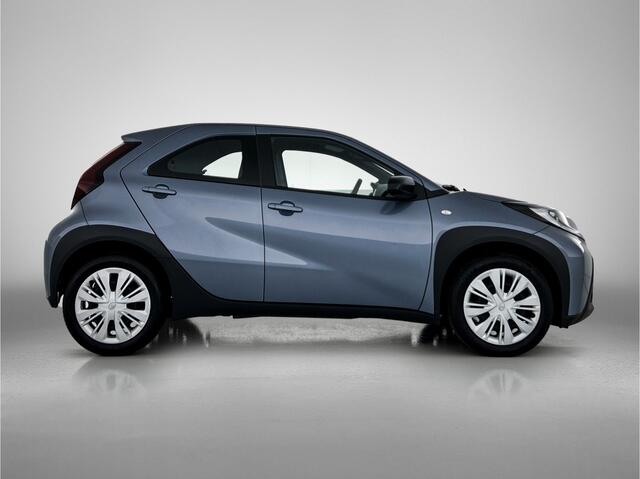 Toyota AYGO X 1.0 VVT-i MT Play