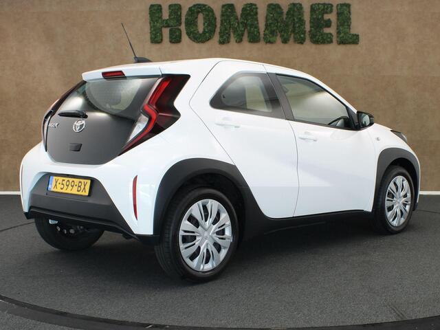 Toyota AYGO X 1.0 VVT-i MT Play - ORIGINEEL NEDERLANDSE AUTO - APPLE CARPLAY/ ANDROID AUTO - ACHTERUITRIJ CAMERA - ADAPTIVE CRUISE CONTROL - DAB+ RADIO - LANE ASSIST