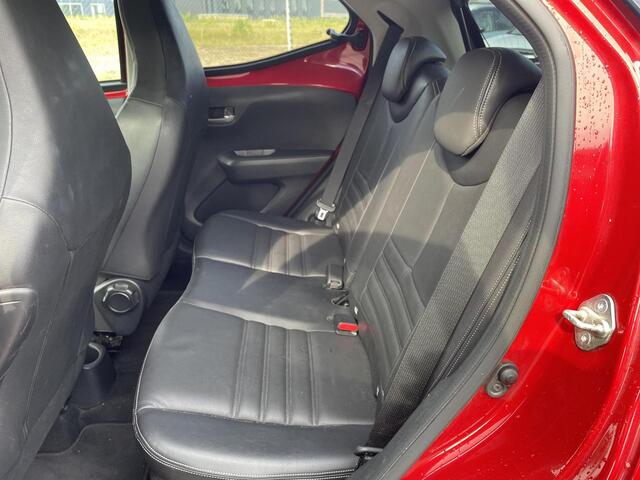 Toyota AYGO 1.0 VVT-i x-clusiv **KEYLESS/ APPLE CARPLAY/ CLIMATE CONTROL**
