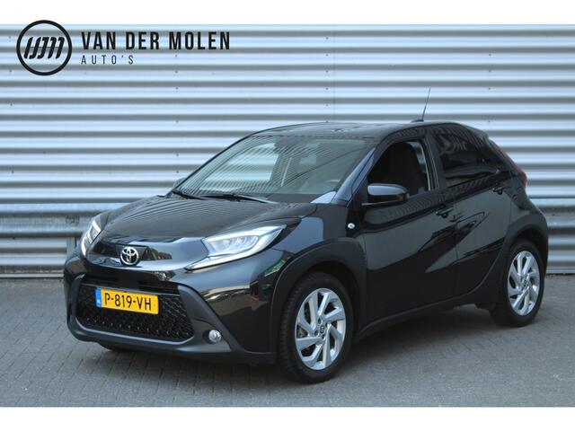 Toyota AYGO X 1.0 VVT-i 73pk MT first NL-Auto NAP Clima Cruise Carplay Camera 17"LMV