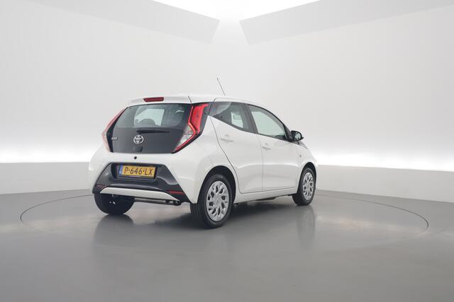 Toyota AYGO 1.0 VVT-i x-play | Airco | Cruise | CarPlay | All Season | Camera