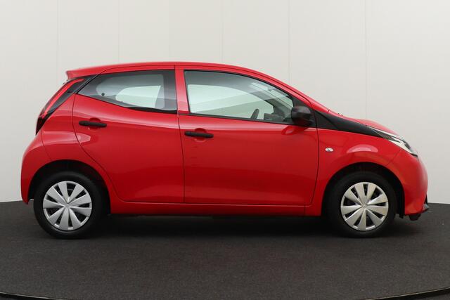 Toyota AYGO 1.0 VVT-i X-fun Bluetooth Airco LED