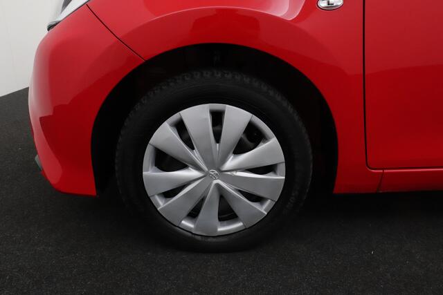 Toyota AYGO 1.0 VVT-i X-fun Bluetooth Airco LED