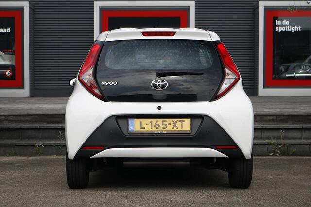 Toyota AYGO 1.0 VVT-i x-fun