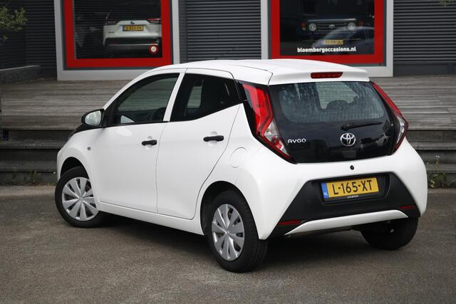 Toyota AYGO 1.0 VVT-i x-fun