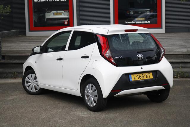 Toyota AYGO 1.0 VVT-i x-fun