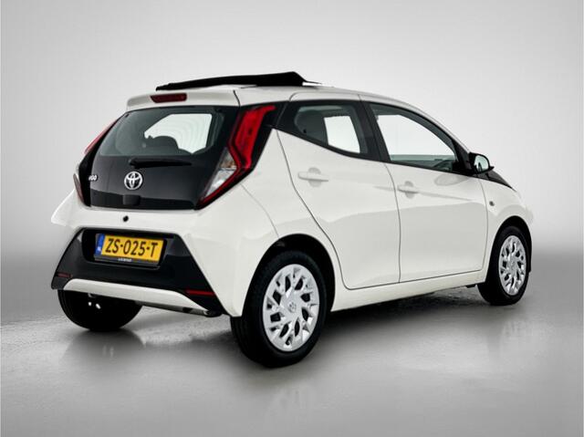 Toyota AYGO 1.0 VVT-i x-play Cabrio | 1e Eigenaar | BTW'er | Apple Carplay / Android Auto | SL 6