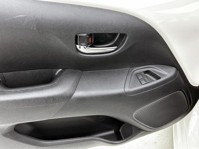Toyota AYGO 1.0 VVT-i x-play Cabrio | 1e Eigenaar | BTW'er | Apple Carplay / Android Auto | SL 6