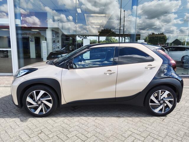 Toyota AYGO 1.0 VVT-i S-CVT Envy | Trekhaak | NL Auto | JBL | Navi | Android