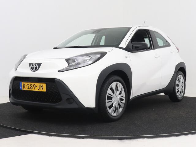 Toyota AYGO X 1.0 VVT-i MT Play | Airconditioning | Adaptive cruise control | Apple Carplay/Adroid | Camera |