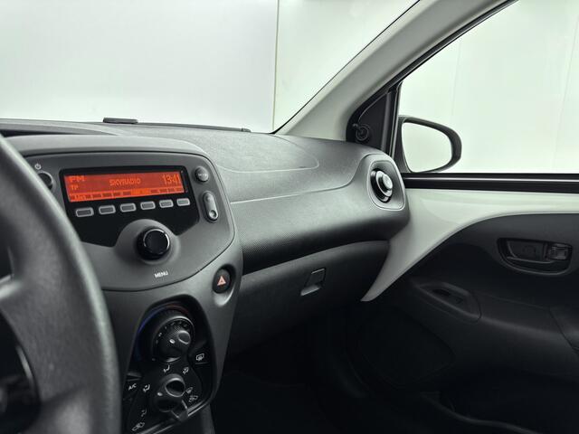 Toyota AYGO 1.0 VVT-i x-fun I Airco I 5 Deurs I Zuinig I Centrale vergrendeling met afstandsbediening I