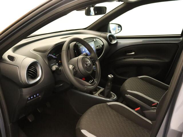 Toyota AYGO X 1.0 VVT-i MT Pulse - ACHTERUITRIJCAMERA - APPLE CARPLAY/ANDROID AUTO - STOELVERWARMING - CRUISE CONTROL ADAPTIEF - LED KOPLAMPEN - LICHTMETALEN VELGEN 17" - BLUETOOTH TELEFOONVOORBEREIDING