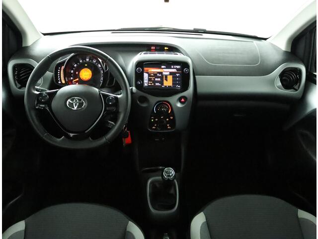 Toyota AYGO 1.0 VVT-i x-play