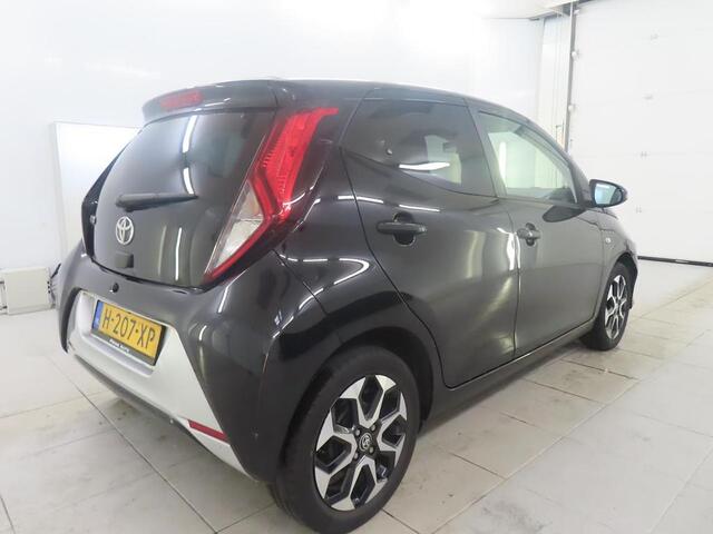 Toyota AYGO 1.0 VVT-i x-joy Airco | ECC Carplay Navi Camera achter Cruise Control 15"LM Velgen