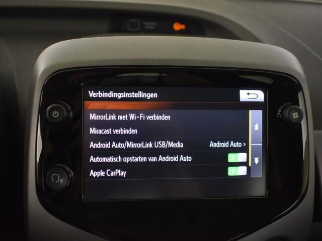 Toyota AYGO 1.0 VVT-i x-play | Carplay | Camera | Led