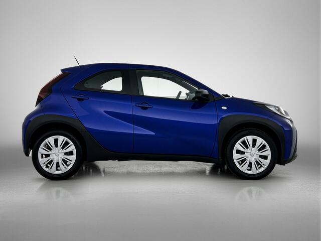Toyota AYGO X 1.0 VVT-i MT Play | Apple Carplay/Android auto | Adaptive cruisecontrol | Airconditioning |