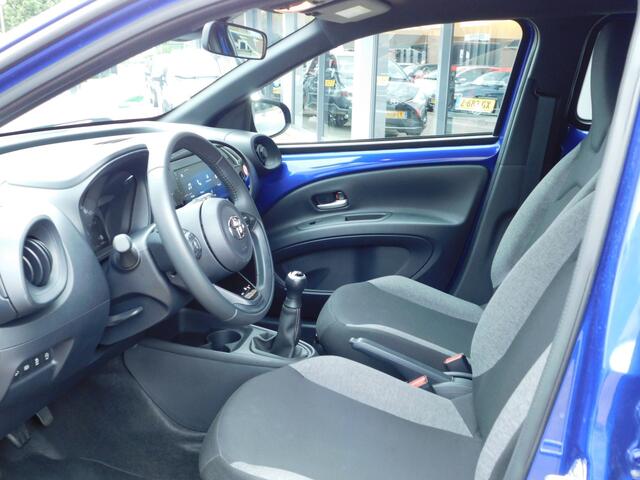 Toyota AYGO X 1.0 VVT-i MT Play