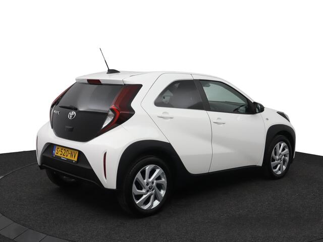 Toyota AYGO X 1.0 VVT-i S-CVT Automaat First | 16"LMV | Achteruitrijcamera |