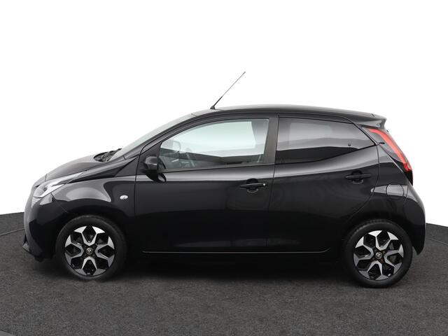 Toyota AYGO 1.0 VVT-i x-joy | Automatische Airco | Apple/Android Auto | Lichtmetalen Velgen | Privacy Glas |