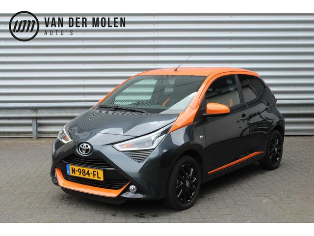 Toyota AYGO 1.0 VVT-i 73pk x-JBL NL-Auto NAP Clima Navi Carplay Camera 15"LMV