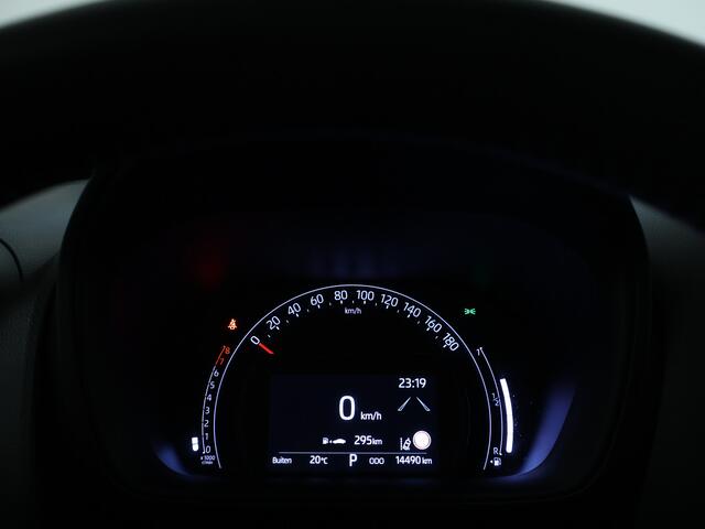 Toyota AYGO X 1.0 VVT-i S-CVT Play