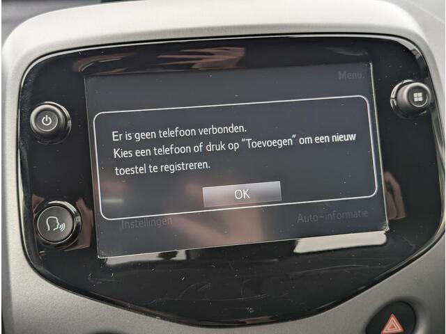 Toyota AYGO 1.0 VVT-i x-clusiv | Climate control | Keyless | Camera | Half leer | Apple Carplay/Android Auto