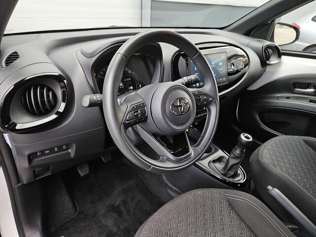 Toyota AYGO X 1.0 VVT-i MT Pulse | org NL en 1e Eigenaar | Rijklaarprijs | Bitone-kleur |