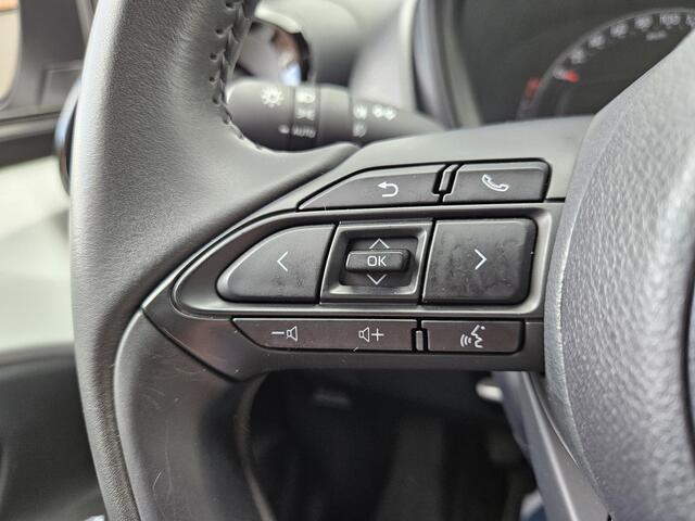 Toyota AYGO X 1.0 VVT-i MT Pulse | org NL en 1e Eigenaar | Rijklaarprijs | Bitone-kleur |