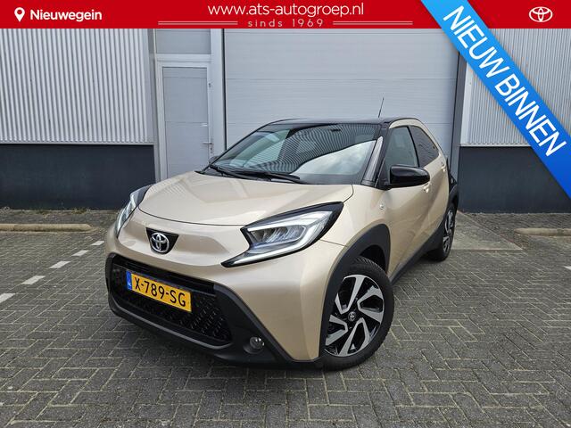 Toyota AYGO X 1.0 VVT-i MT Pulse | Ginger beige/Zwart | All Season Banden| Org NL en 1e Eigenaar |