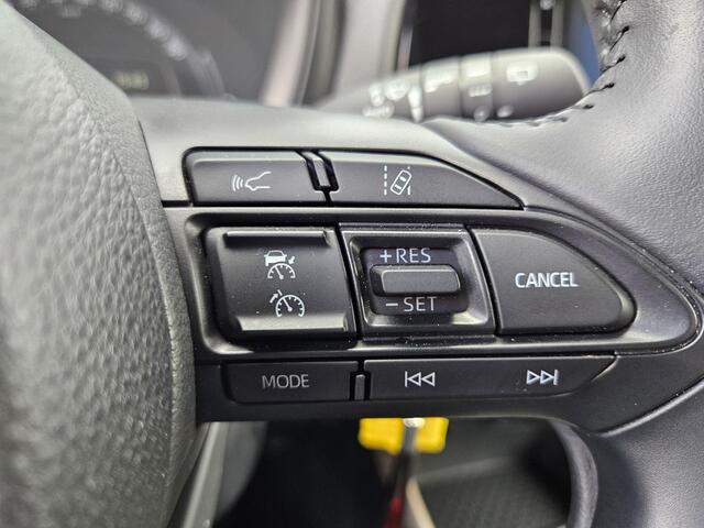 Toyota AYGO X 1.0 VVT-i MT Pulse | Ginger beige/Zwart | All Season Banden| Org NL en 1e Eigenaar |