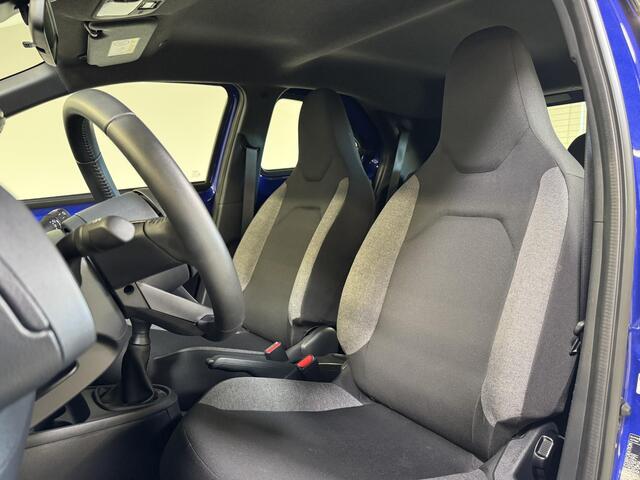 Toyota AYGO X 1.0 VVT-i MT Play | Airco | Draadloze carplay | Adapt. cruise control |