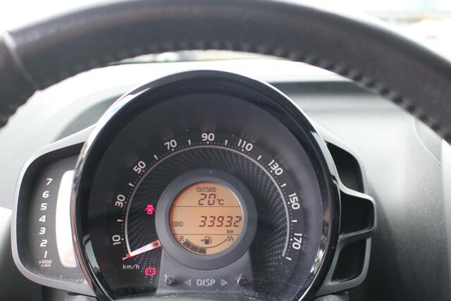 Toyota AYGO 1.0 VVT-i x-play limited APPLE CARPLAY