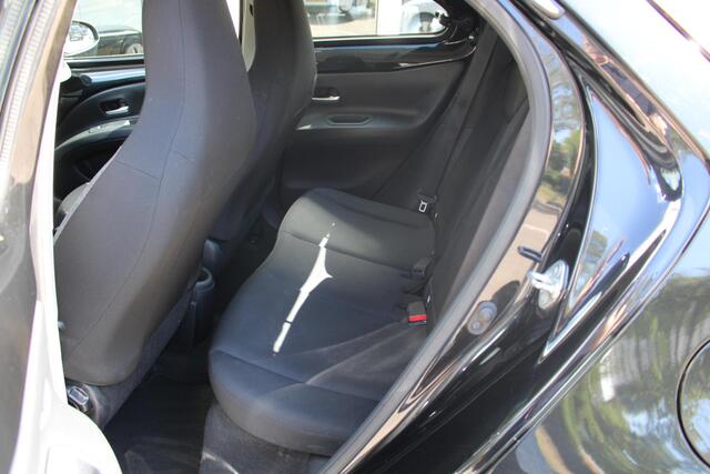 Toyota AYGO X 1.0 VVT-i MT Play | Apple Carplay/ Android Auto | Cruisecontrol | Airco