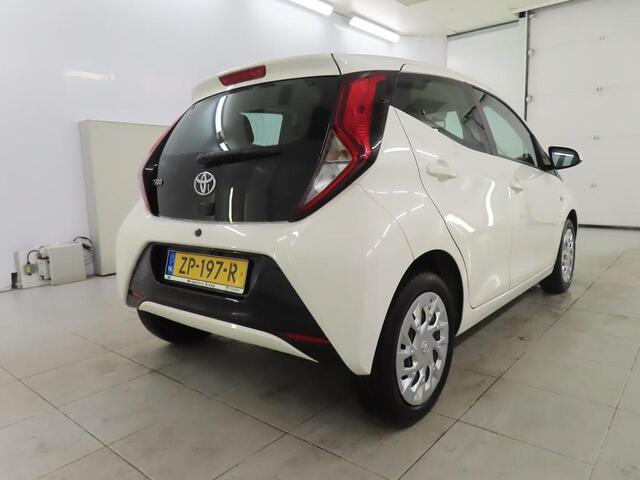 Toyota AYGO 1.0 VVT-I X-PLAY LIMITED I APPLE CARPLAY I ACHTERUITRIJCAMERA I 5-DEURS I AIRCONDITIONING