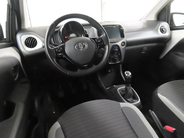 Toyota AYGO 1.0 VVT-I X-PLAY LIMITED I APPLE CARPLAY I ACHTERUITRIJCAMERA I 5-DEURS I AIRCONDITIONING