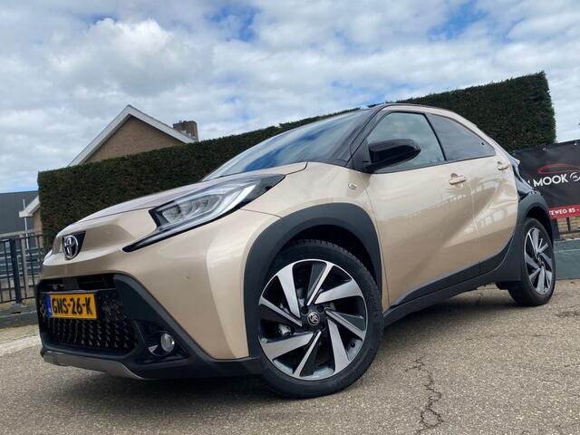 Toyota AYGO 1.0 VVT-I S-CVT ENVY Automaat Camera leder ADCR Full opt. NW!!