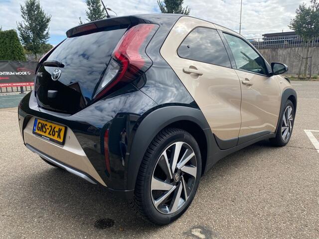Toyota AYGO 1.0 VVT-I S-CVT ENVY Automaat Camera leder ADCR Full opt. NW!!