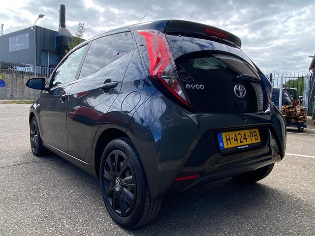 Toyota AYGO 1.0 VVT-I X-PLAY Camera Apple Car Airco Cruise erg mooi!!