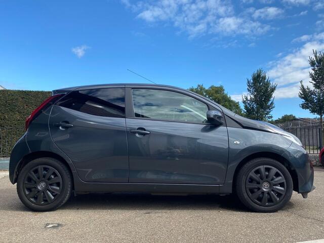 Toyota AYGO 1.0 VVT-I X-PLAY Camera Apple Car Airco Cruise erg mooi!!