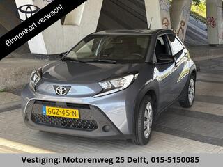 toyota-aygo-x-1.0-vvt-i-mt-play-car
