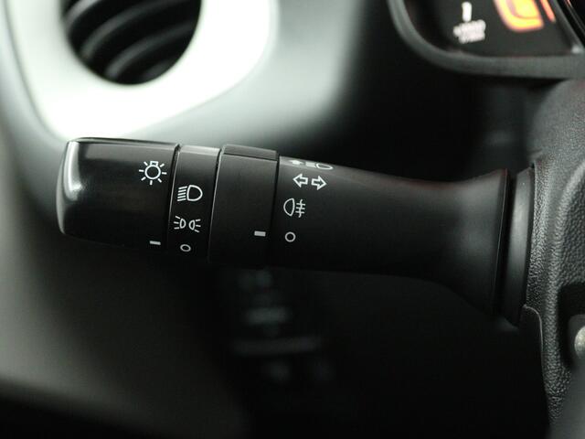 Toyota AYGO 1.0 VVT-i x-play