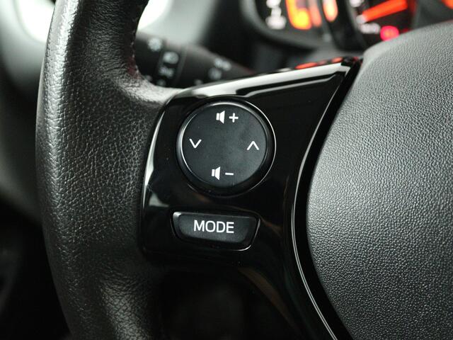 Toyota AYGO 1.0 VVT-i x-play