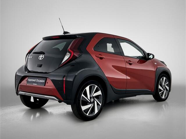 Toyota AYGO X 1.0 VVT-i MT Envy Limited | JBL Sound system | LM velgen | Premium uitgevoerd | Navigatie |