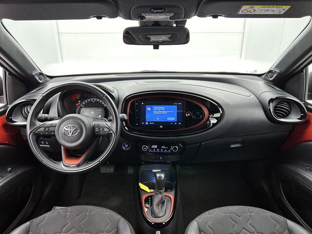 Toyota AYGO X 1.0 VVT-i MT Envy Limited | JBL Sound system | LM velgen | Premium uitgevoerd | Navigatie |